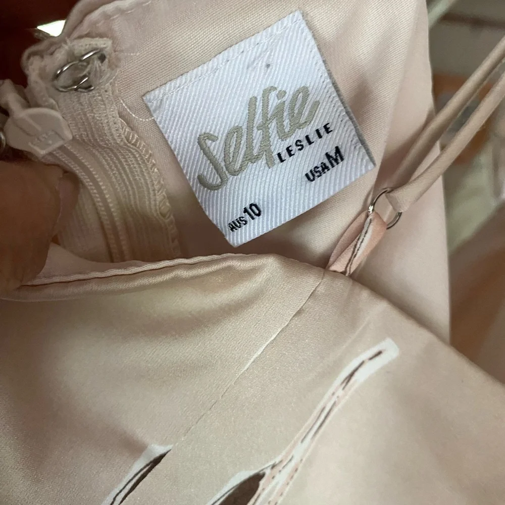 Selfie Leslie Lake Como Fitted Bodice Cami Strap Midi Dress Orchid Print Beige - Picture 7 of 9